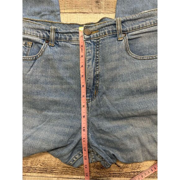 Urban Outfitters BDG The Mom Jean Straight Leg High Rise Blue Denim Jeans 32W - Picture 4 of 11